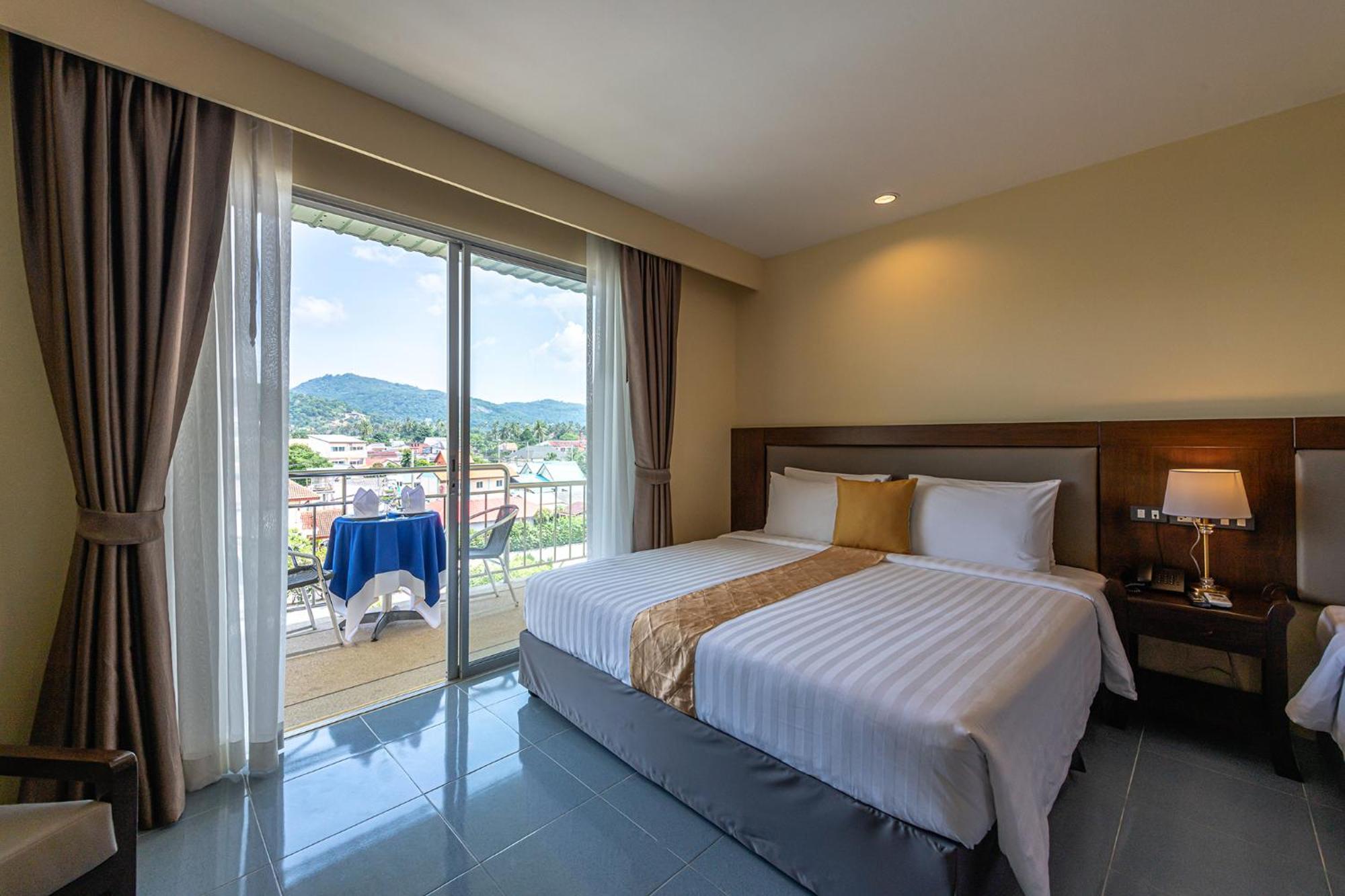 Blue Beach Grand Resort And Spa Rawai Exterior foto