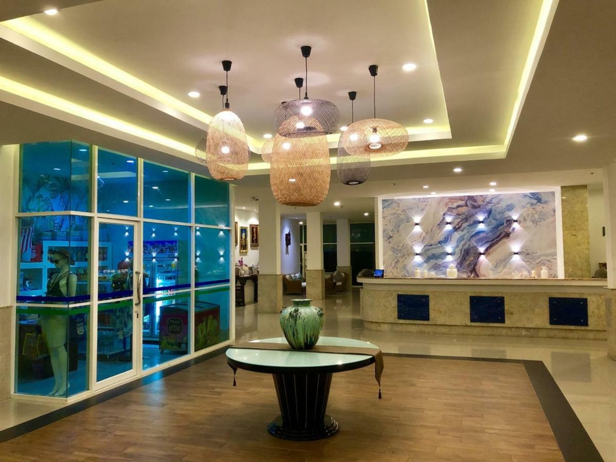 Blue Beach Grand Resort And Spa Rawai Exterior foto